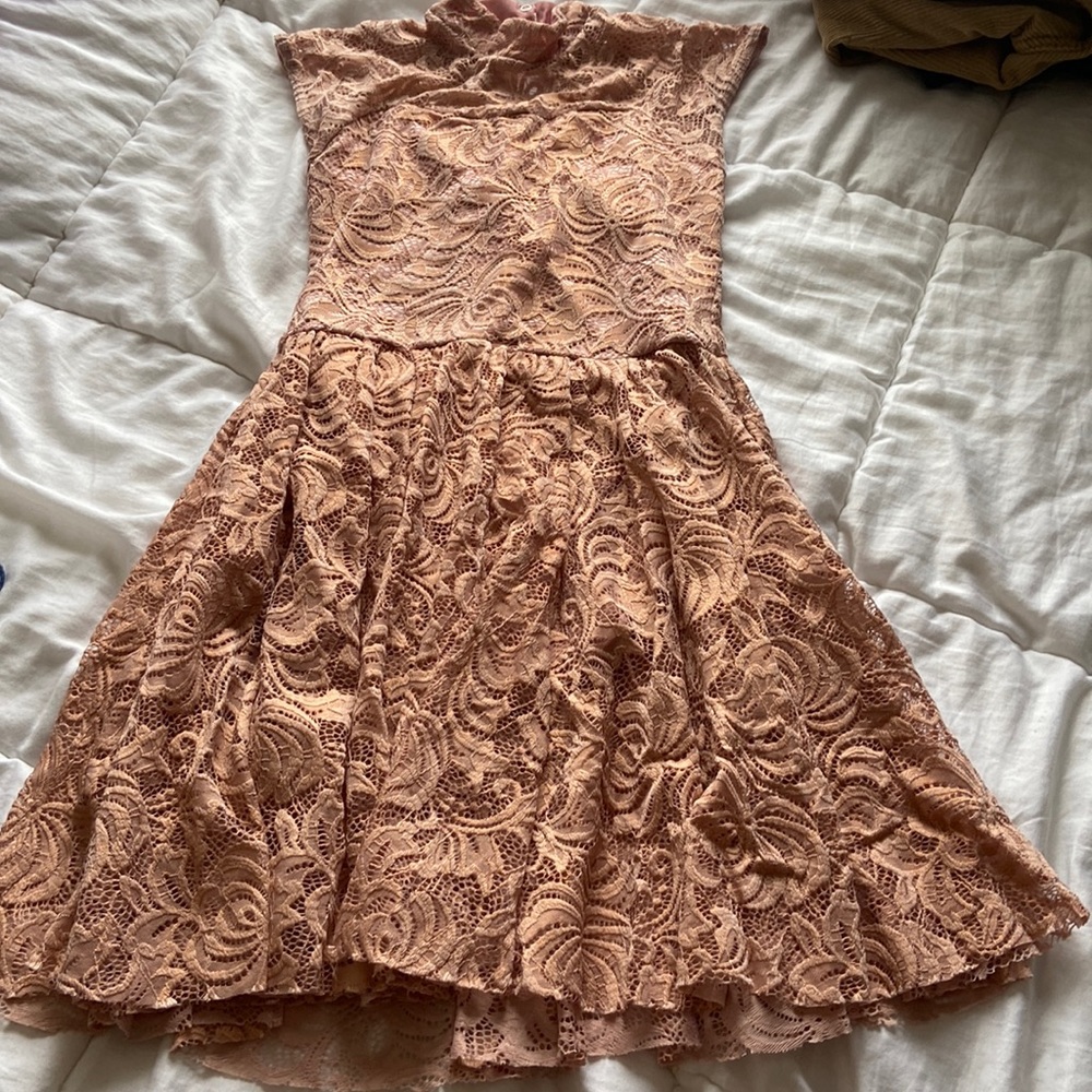 pink dress